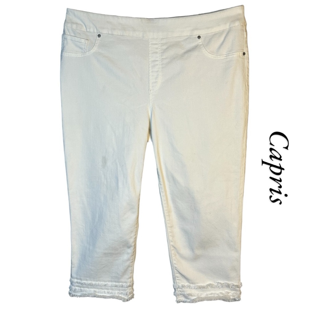Chico's No Stain Triple Fray Stretch White Denim PullOn Cropped Pants 16/18 141